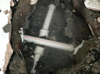 武汉市阳台漏水维修公司为您分享楼上楼下漏水怎么处理