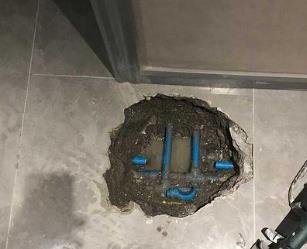 武汉市阳台漏水维修公司分享下暖气管道漏水的原因有哪些